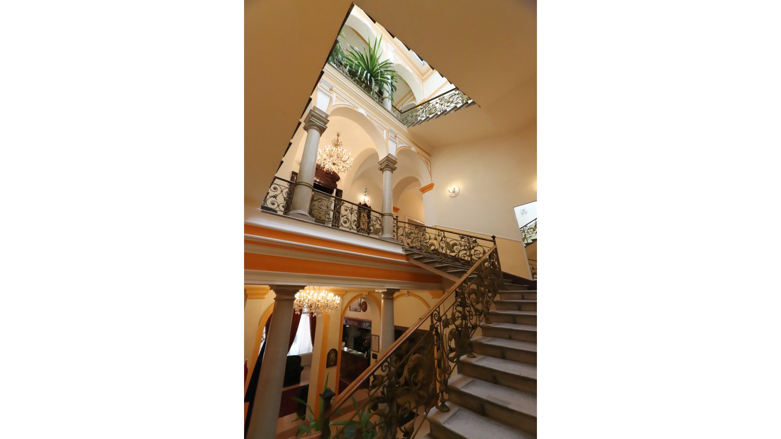 Tisza Hotel