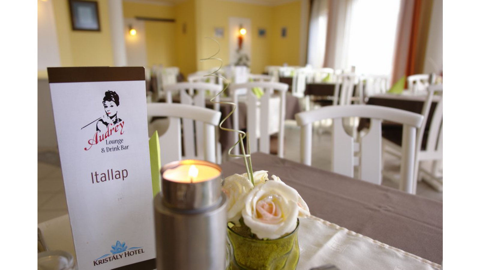 Kristály Hotel