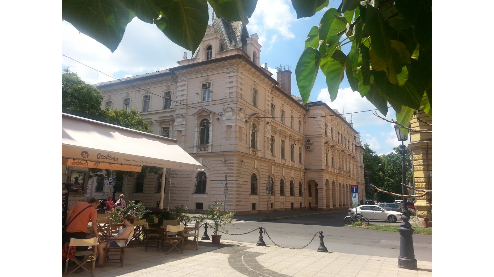 Tisza Hotel