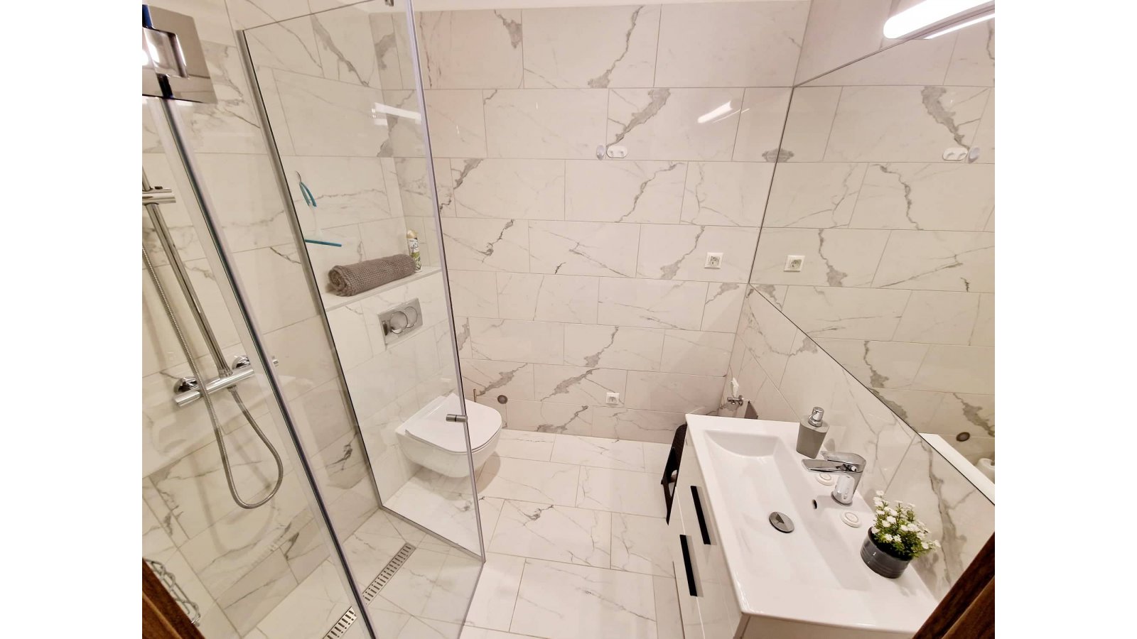 Aloe Lux **** Apartman