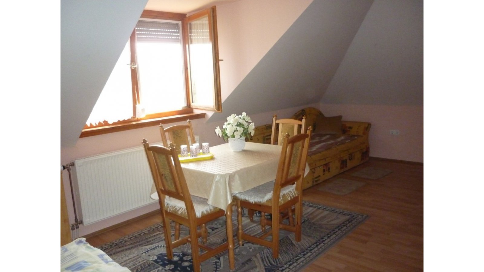 Barbara APARTMANHÁZ