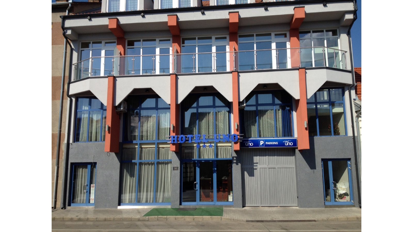 Hotel UNO