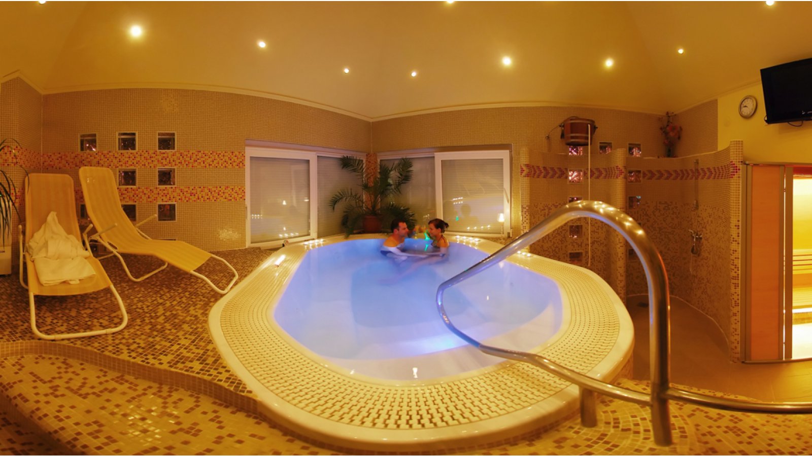 AquaTherm Hotel 