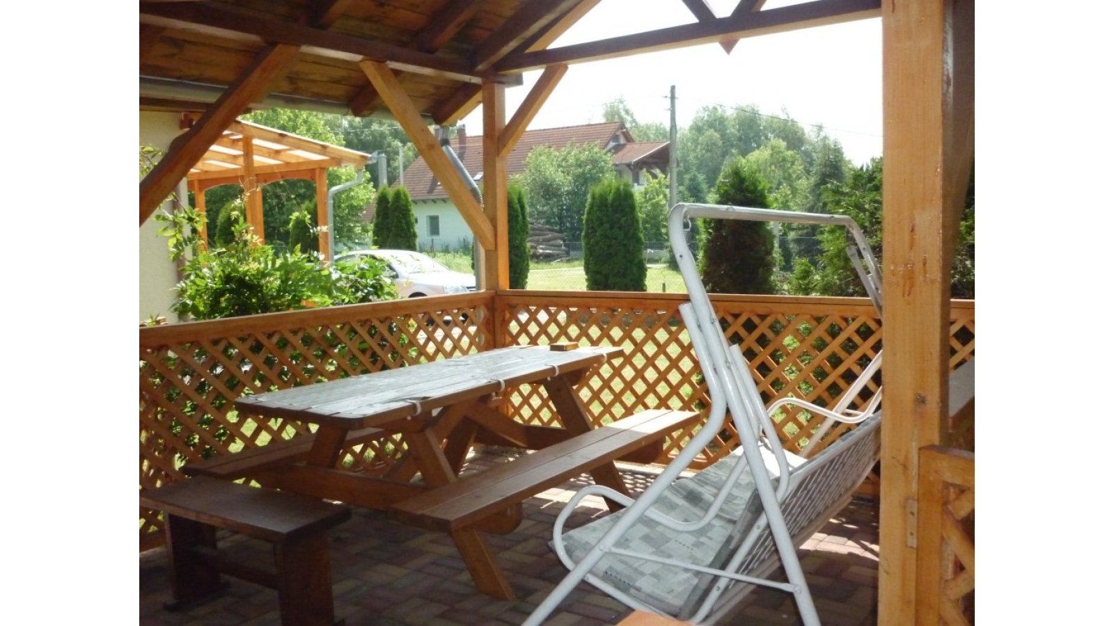 Barbara APARTMANHÁZ