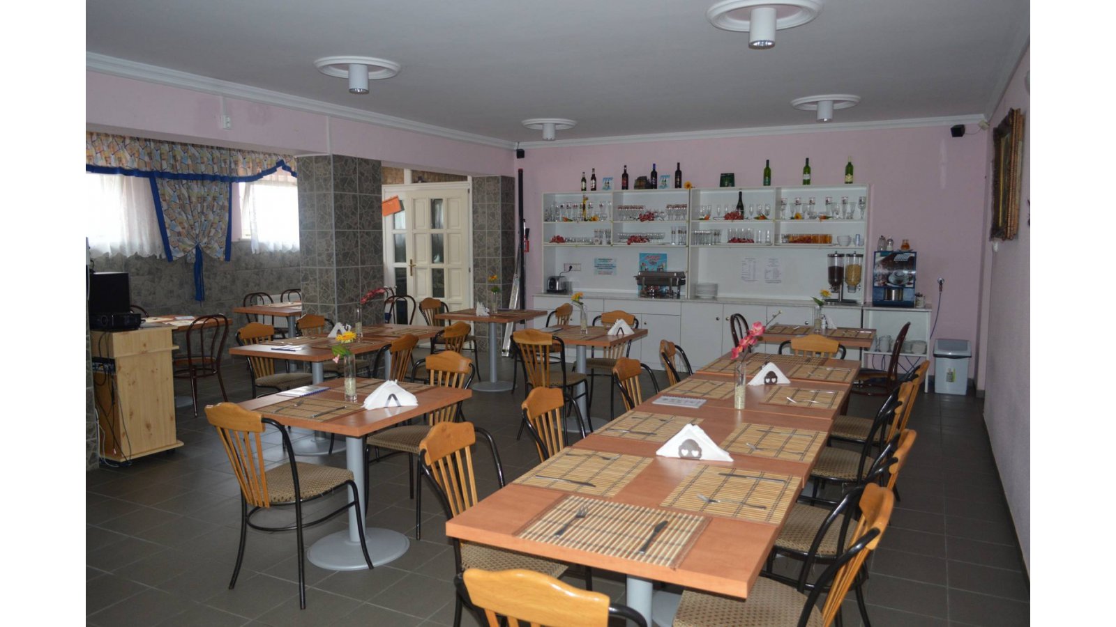 Márvány Hotel