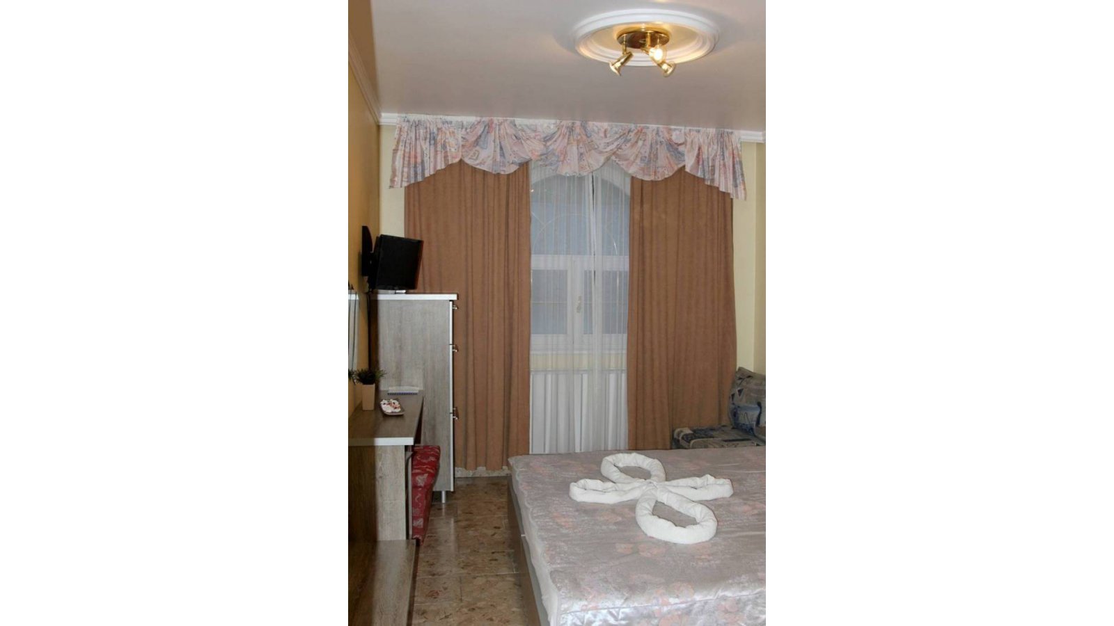 Márvány Hotel