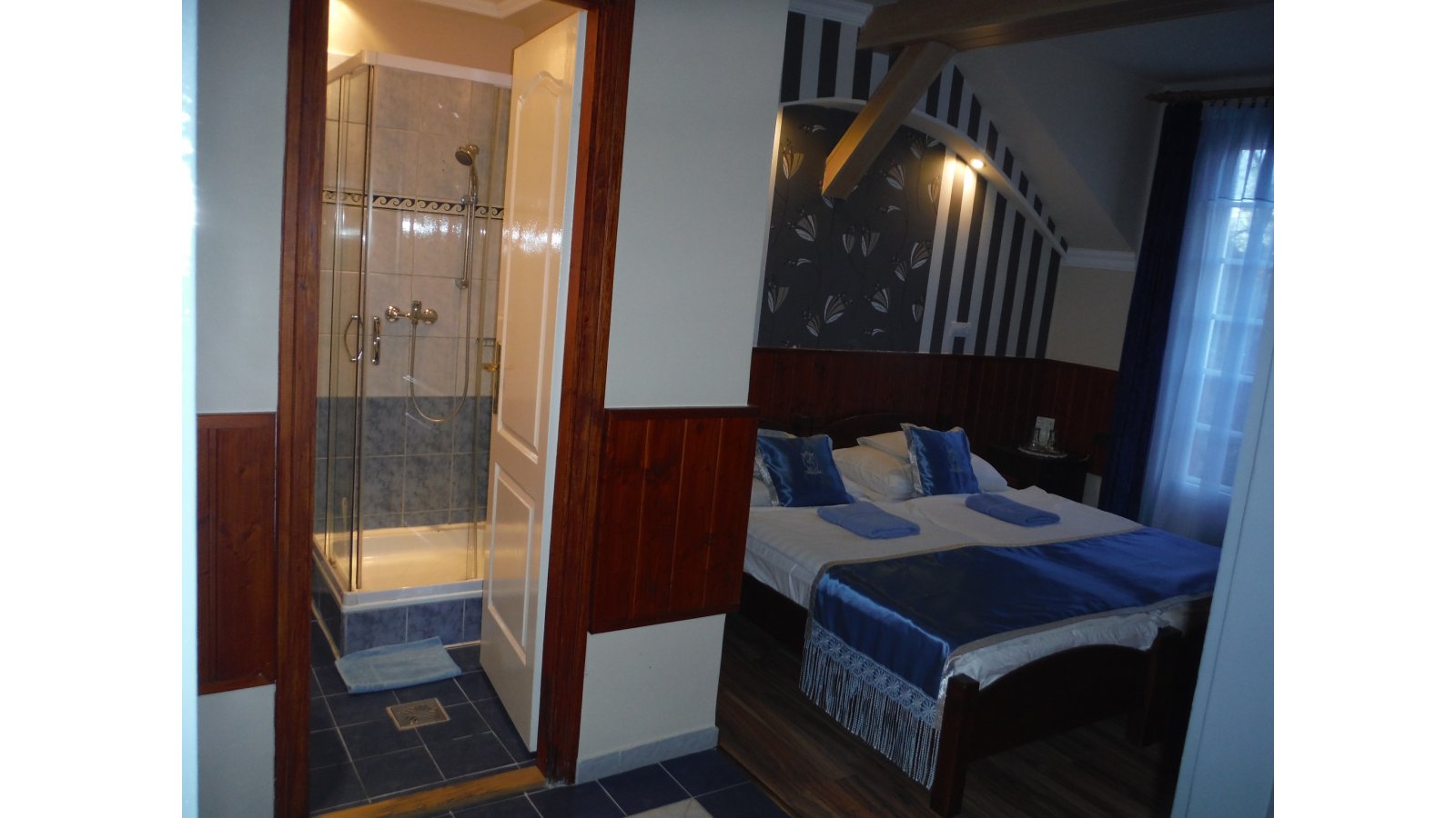 Illés Hotel
