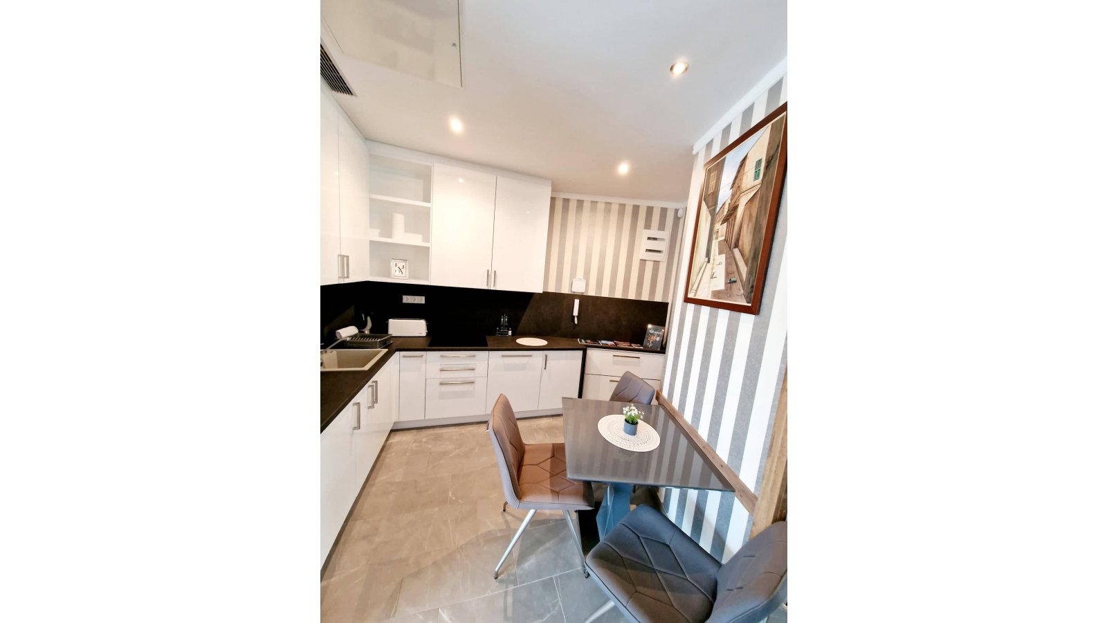Aloe Lux **** Apartman