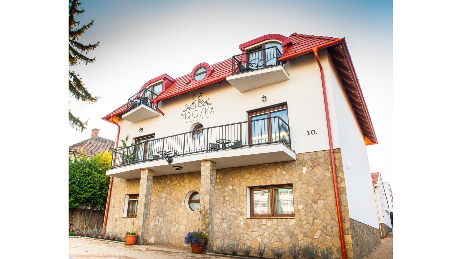 Piroska Villa