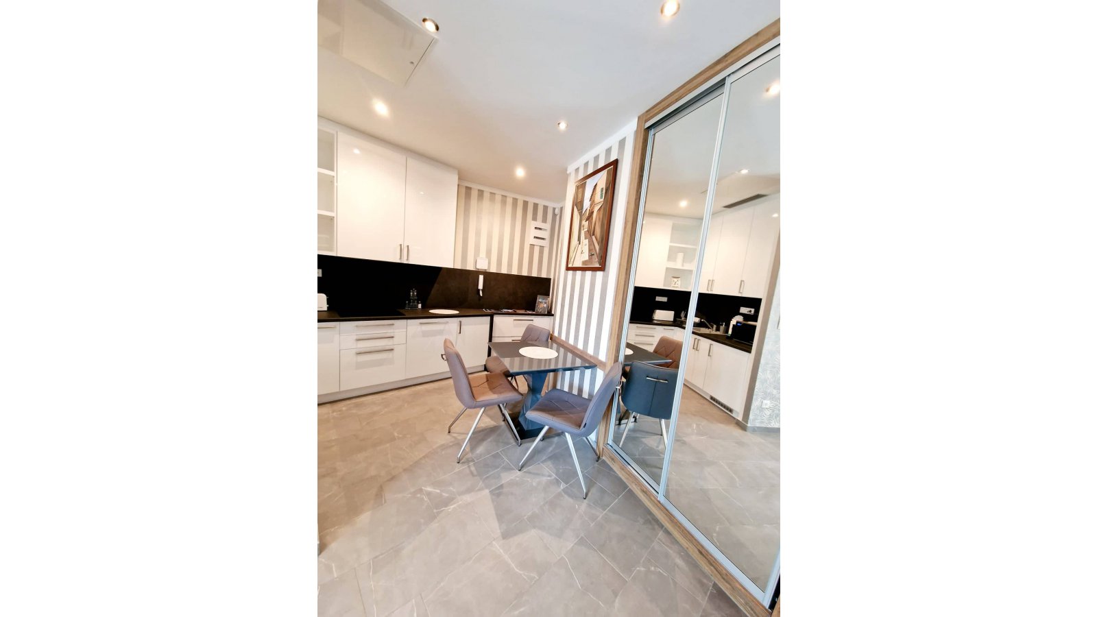 Aloe Lux **** Apartman