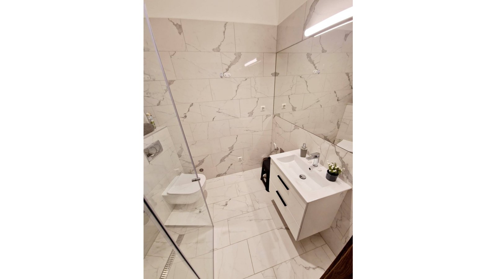 Aloe Lux **** Apartman