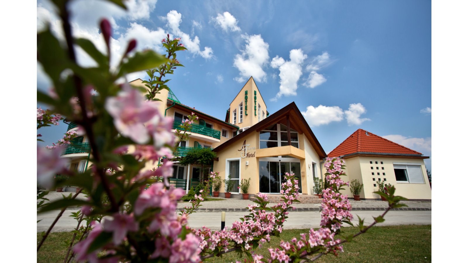AquaTherm Hotel 